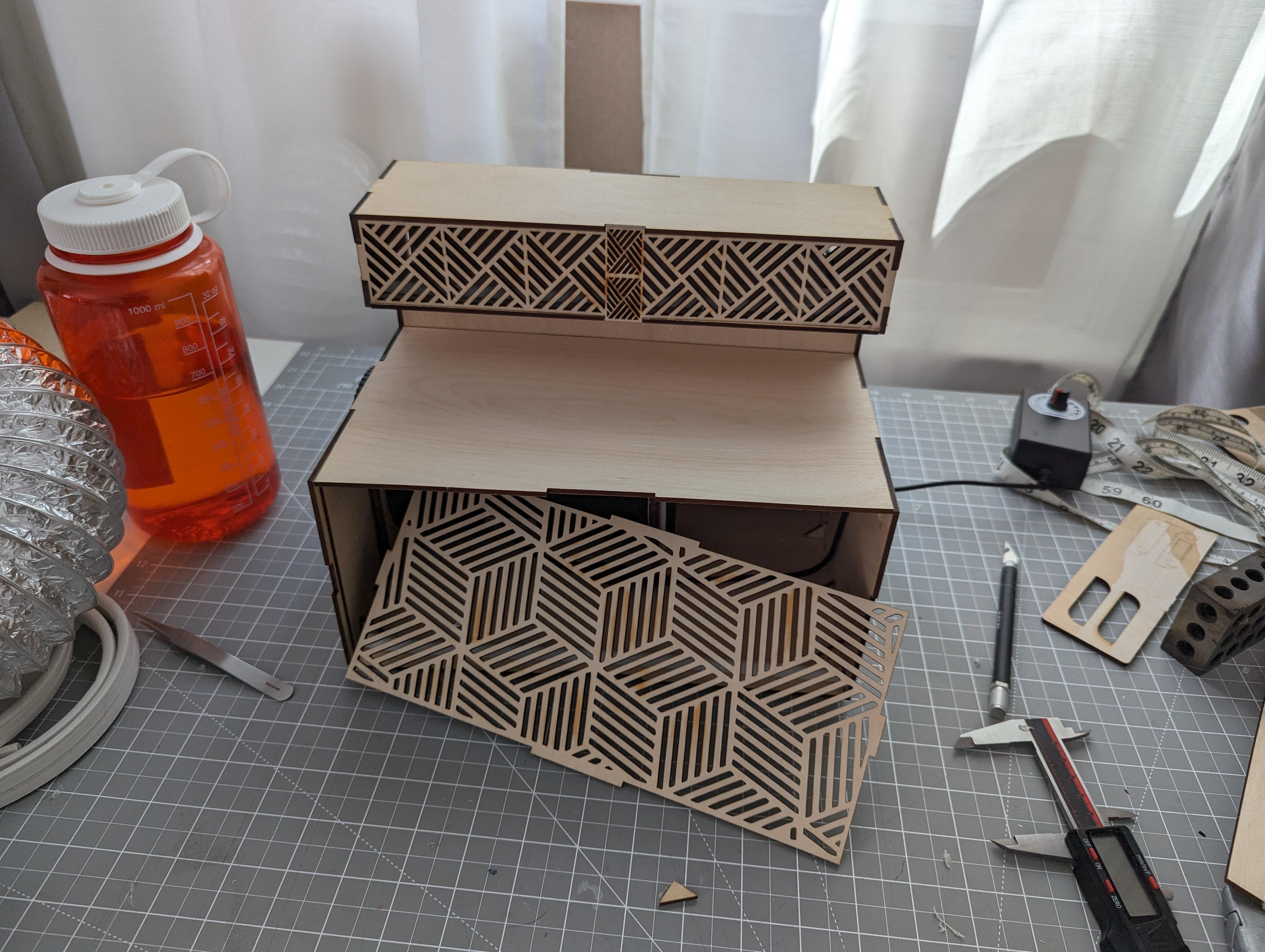 Front grill and structure reinforced